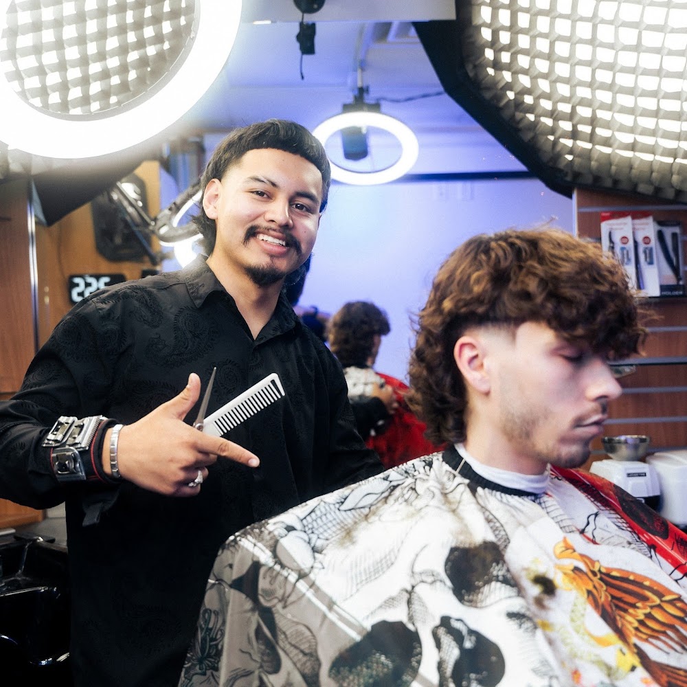 Sauccy Fades Dallas Barbershop view 2