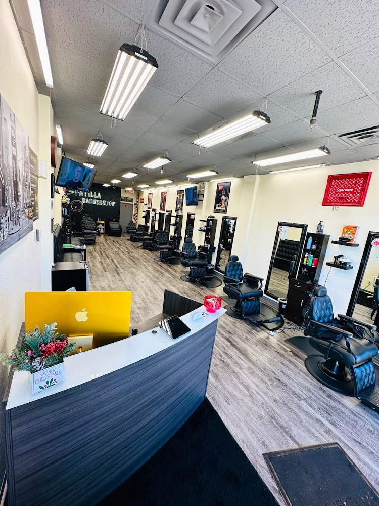 Patilla Barbershop view 2