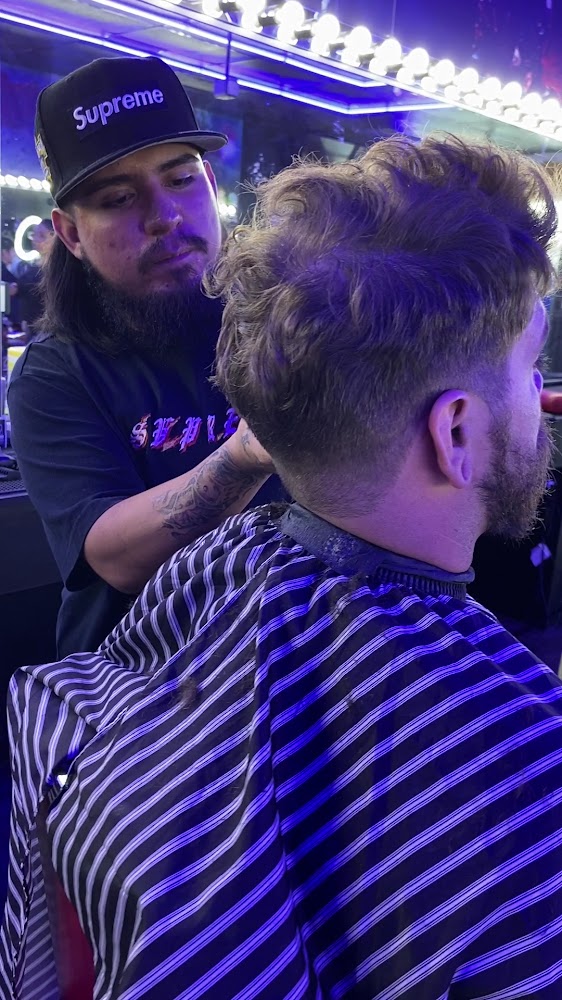 Cavemen Barbershop in Brownsville view 3