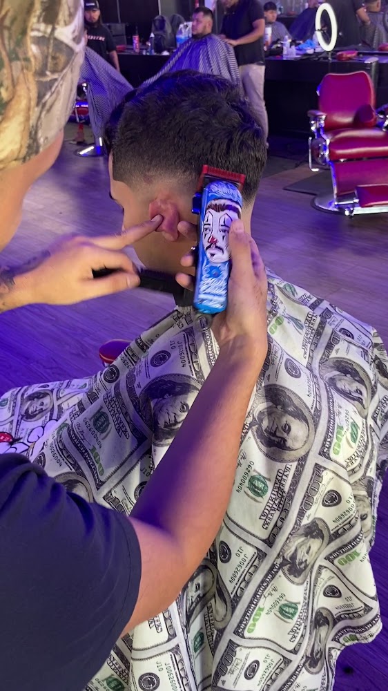 Cavemen Barbershop in Brownsville view 4