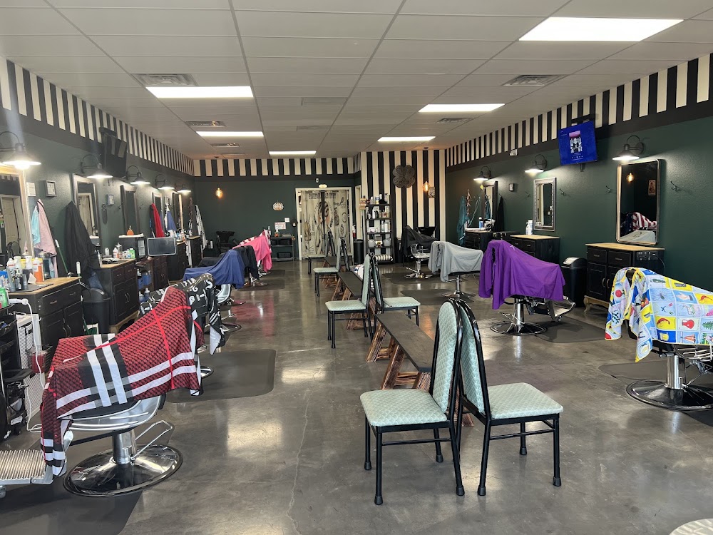 Clover Cuts Barbershop & Shave Parlor view 3
