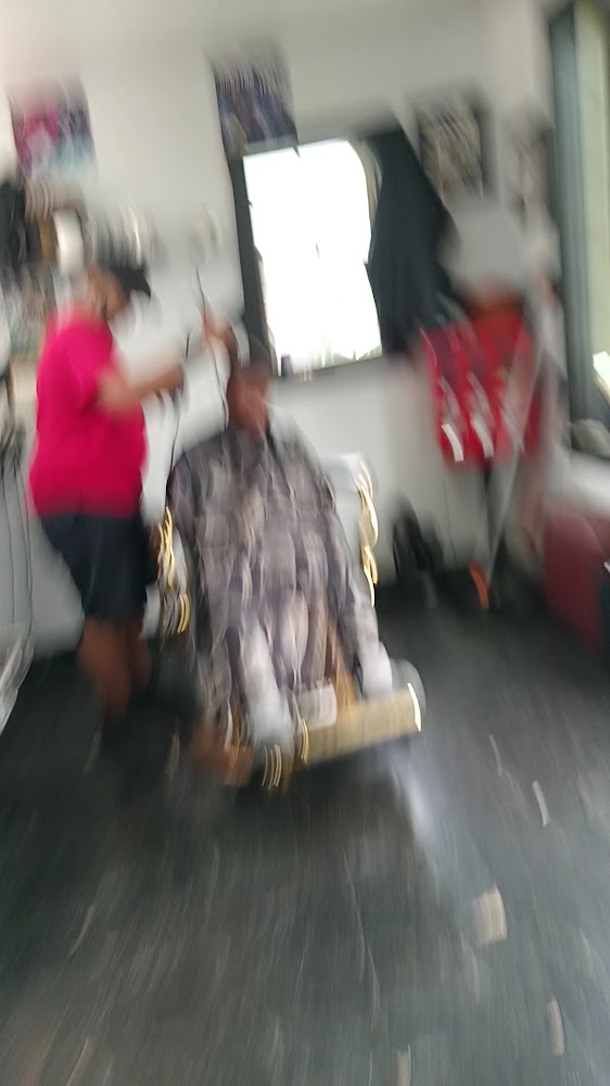 Clutch City Cutz view 4