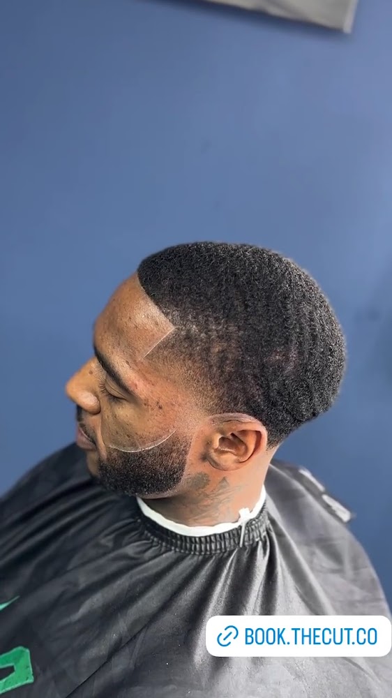 Men's Grooming Club view 4