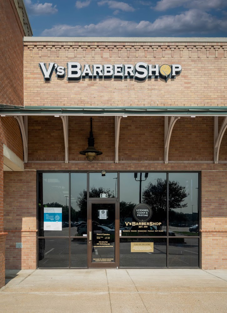 V's Barbershop - Houston Energy Corridor view 2
