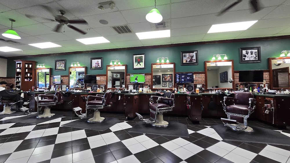 V's Barbershop - Houston Energy Corridor view 4
