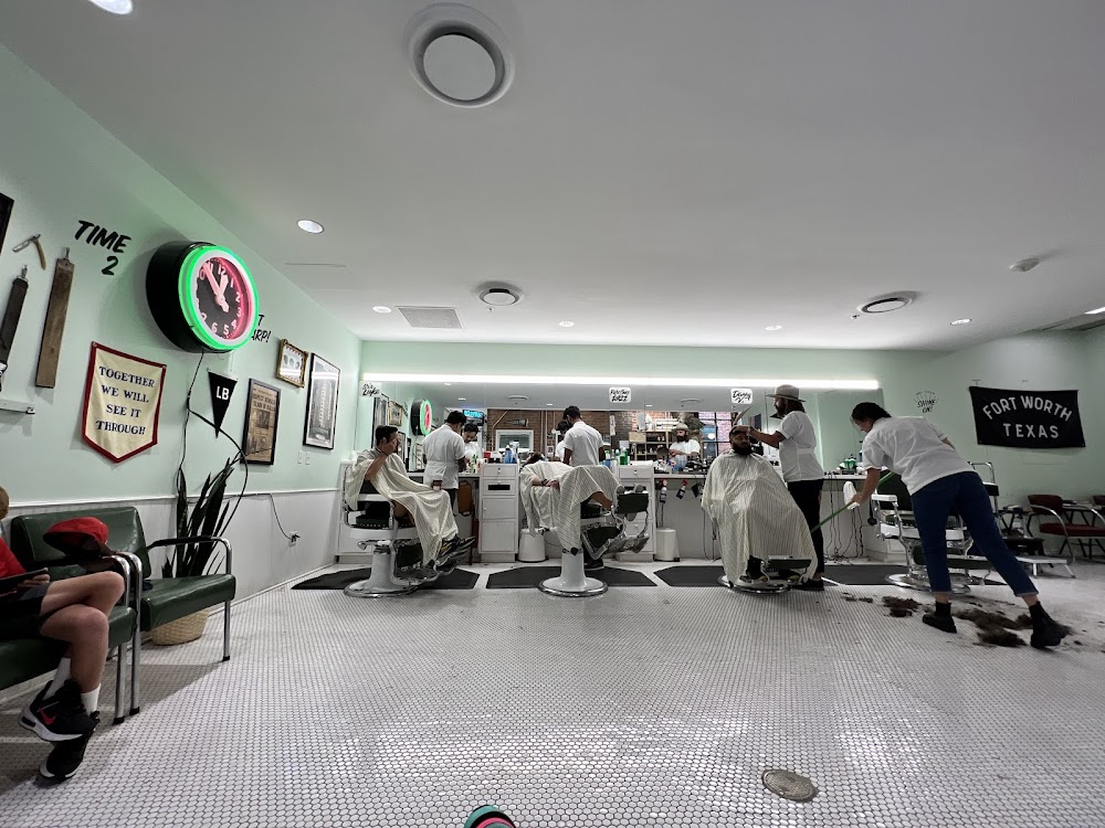 Local Barber of Fort Worth view 4
