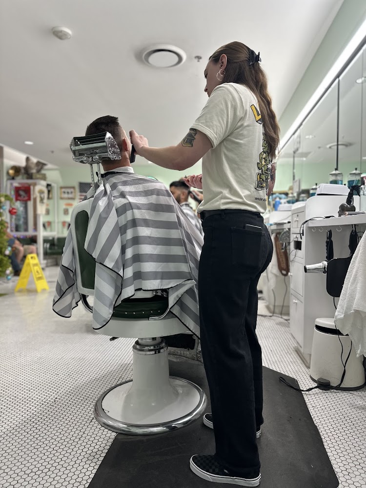Local Barber of Fort Worth view 5