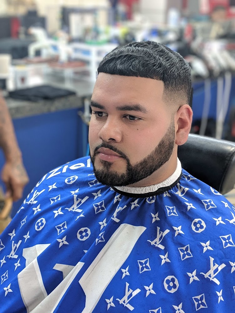 Super Exclusive Barber Shop view 4