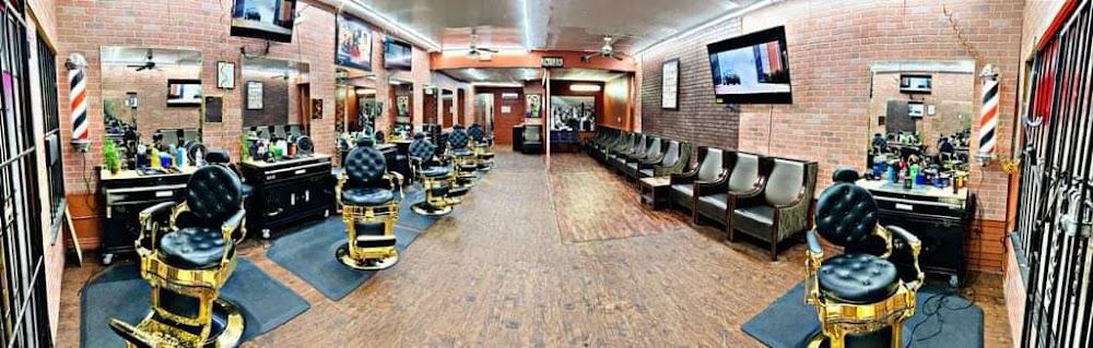 Kintanas Barbershop view 3