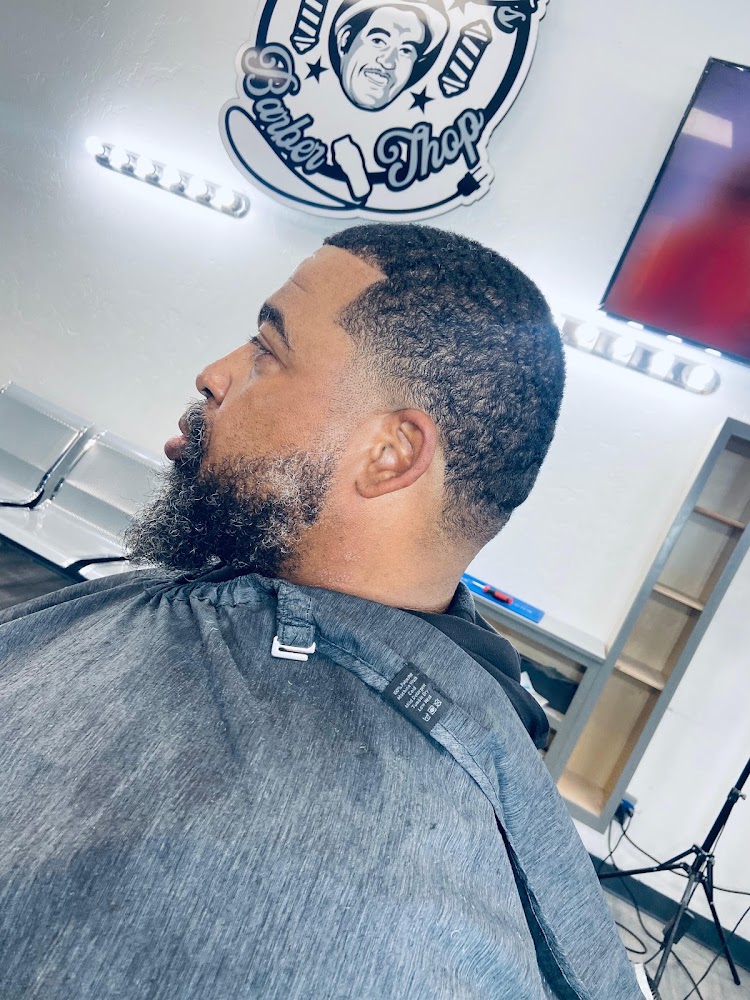 Don Chuy's Barbershop view 3