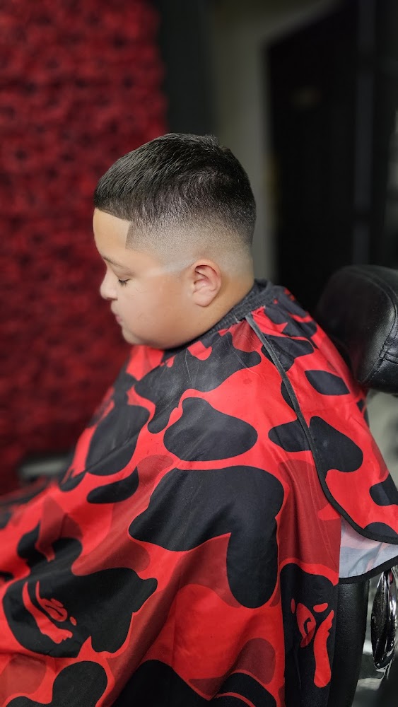 Smoke&mirrors barbershop view 3