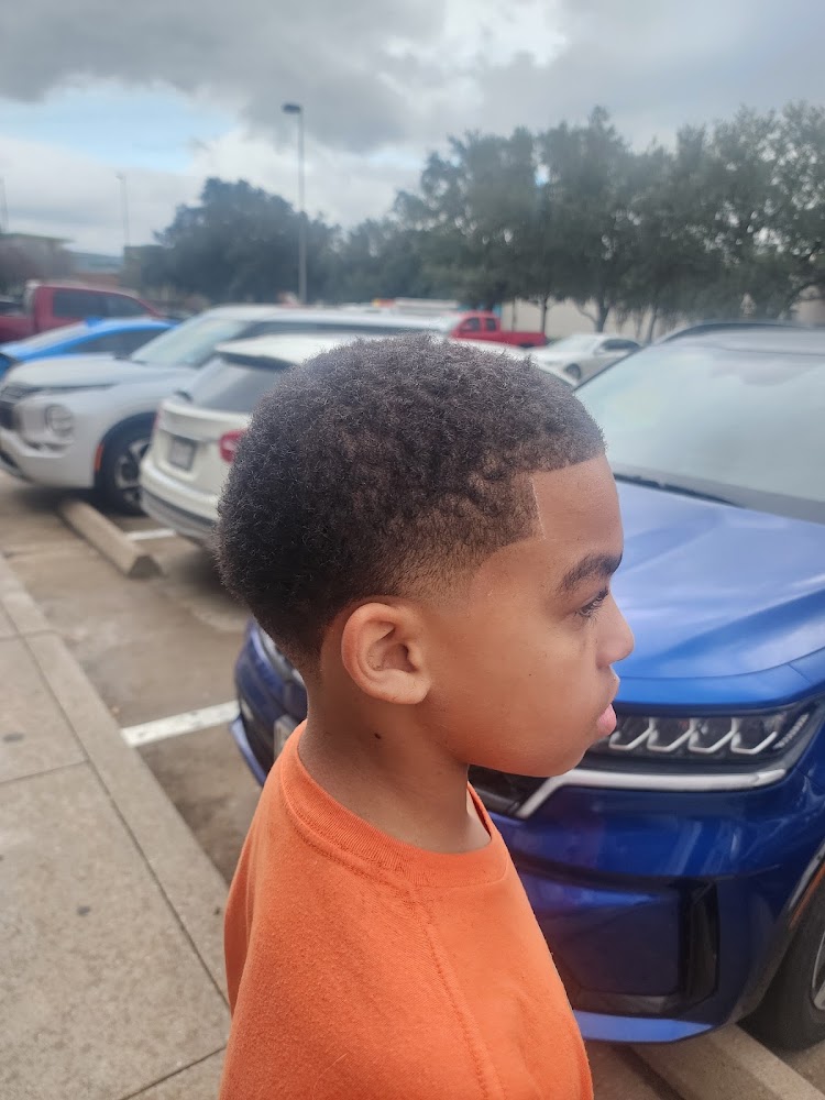 Nakhi Houston Barber view 2