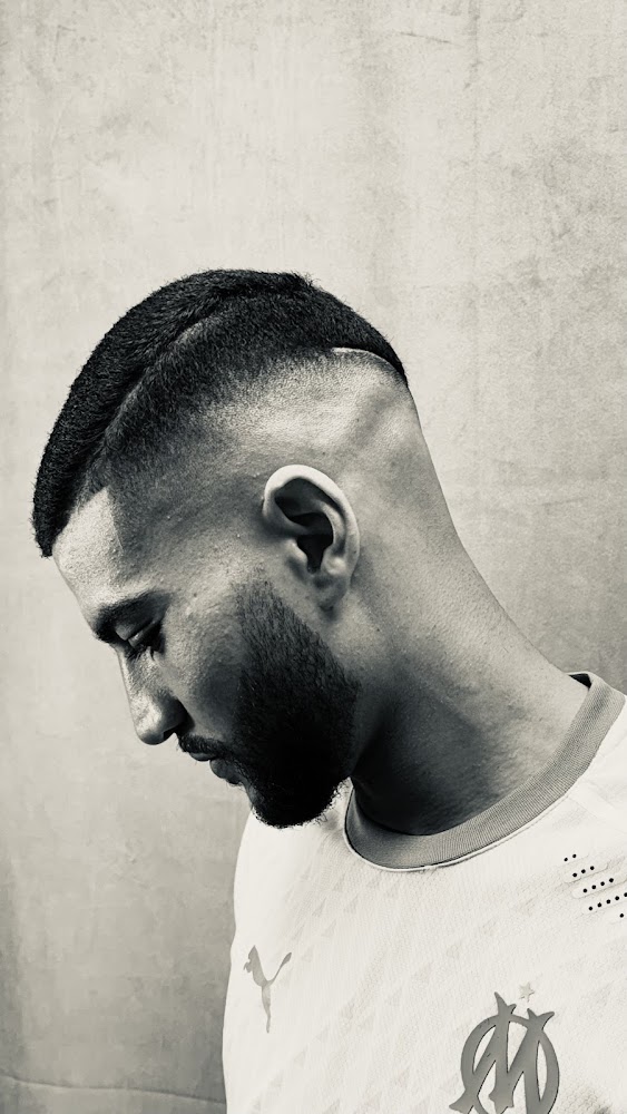 Aliana Barbershop view 5