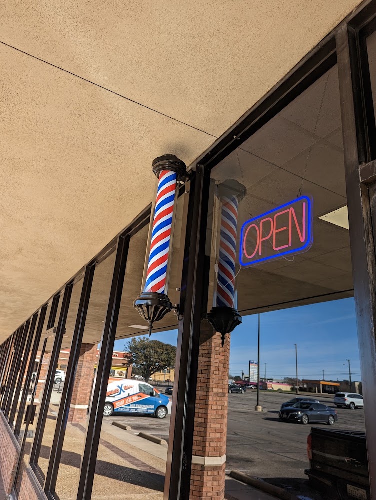 Fademasters Barbershop view 4