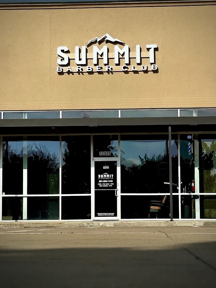 Summit Barber Club view 2