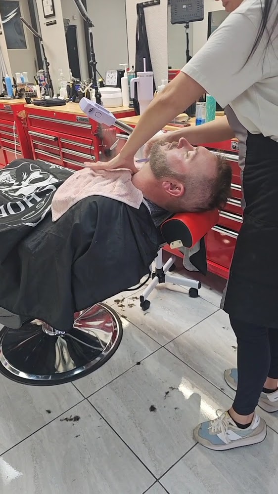 The Hair Lounge Barbershop view 3