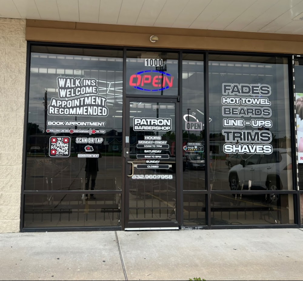 Patron Barbershop view 3