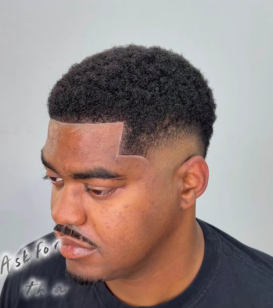 Fadez Barbershop view 3