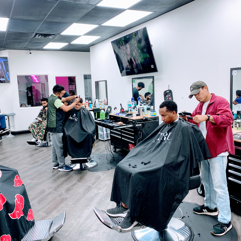 BLADE 21 BARBERSHOP + SALON view 4