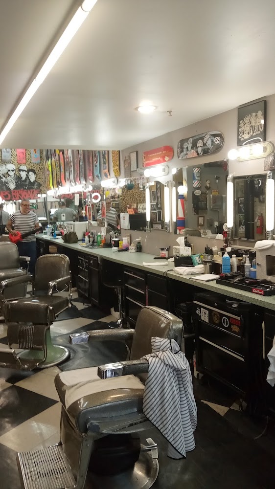 Big Kat's Barbershop view 4