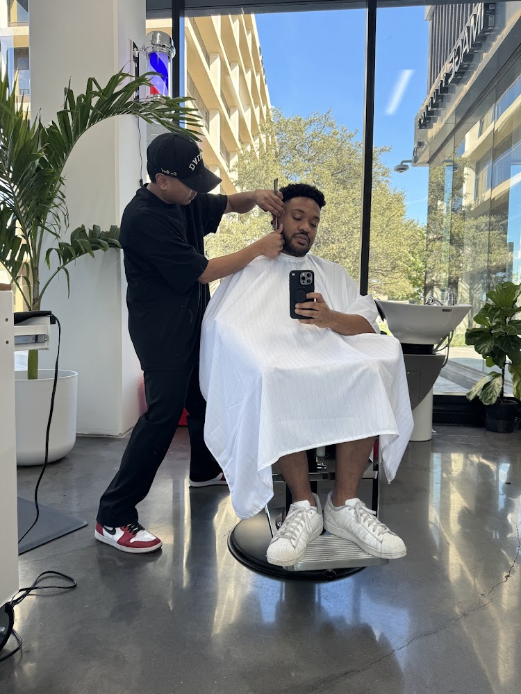 Dime Barber Studio view 4