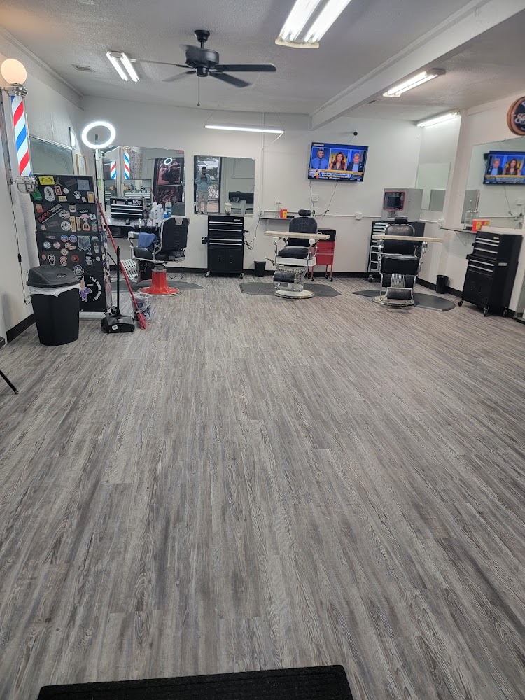 CERTIFIED BARBER view 3