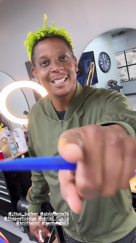 Studio Essence Barbers view 4