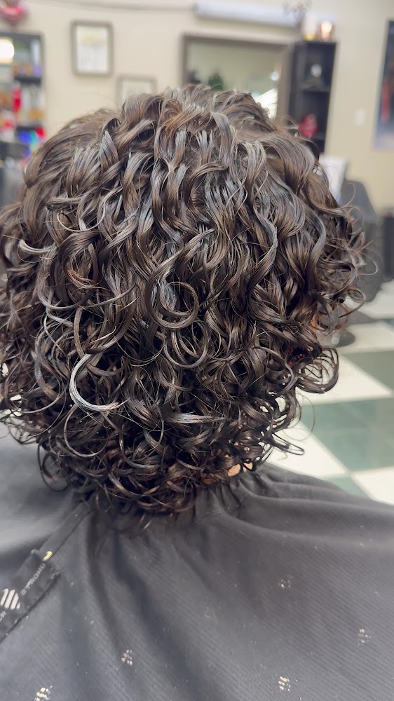 Sarita's Barbershop & Salon view 3