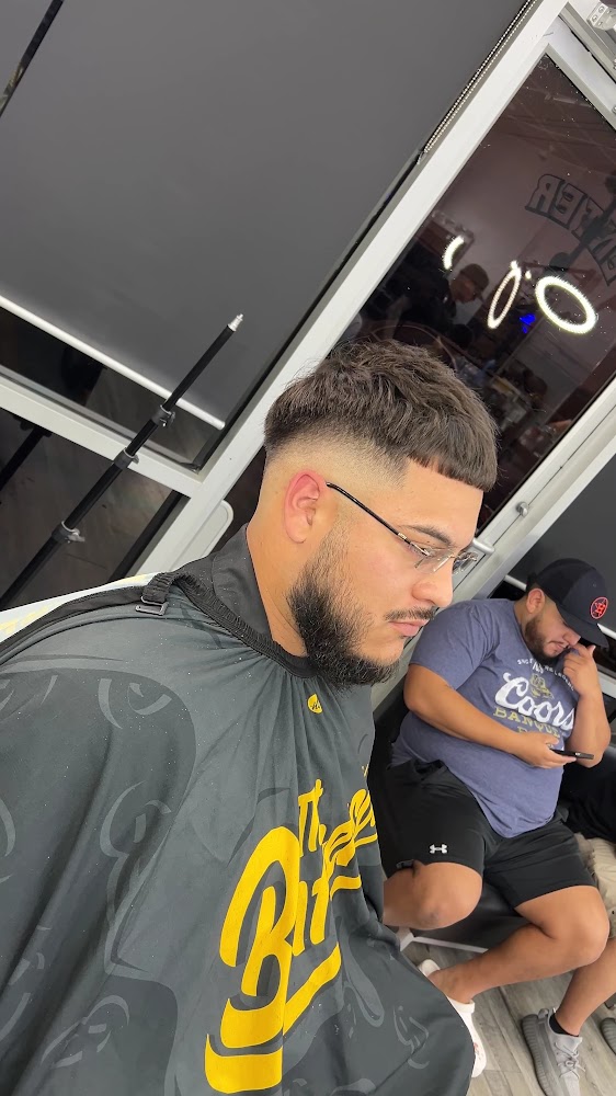 2 Blendz Barber Shop view 4