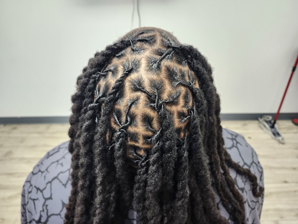 Jay's Cutz Barber Suite view 2