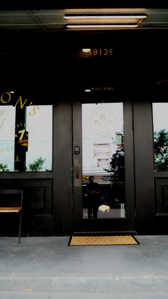 Barbon's Barbershop view 2