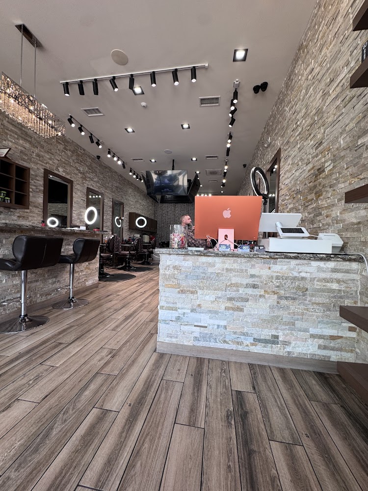 007 Barbershop view 5