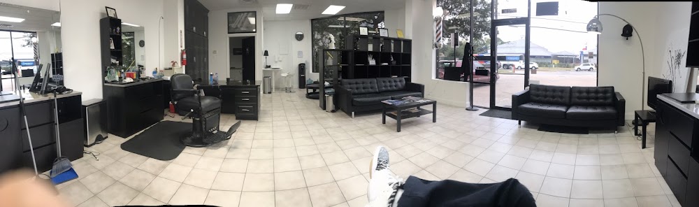 Capones barbershop view 4
