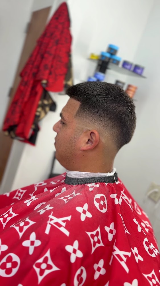 #RealBarber view 3