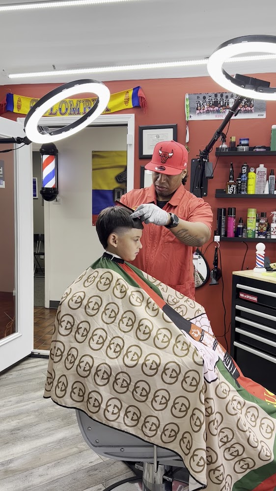 Deiner's Deep Cutz On The Go view 5