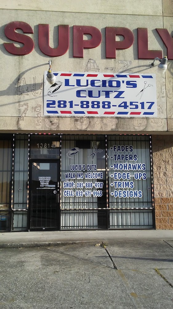 Lucio's Cutz view 2