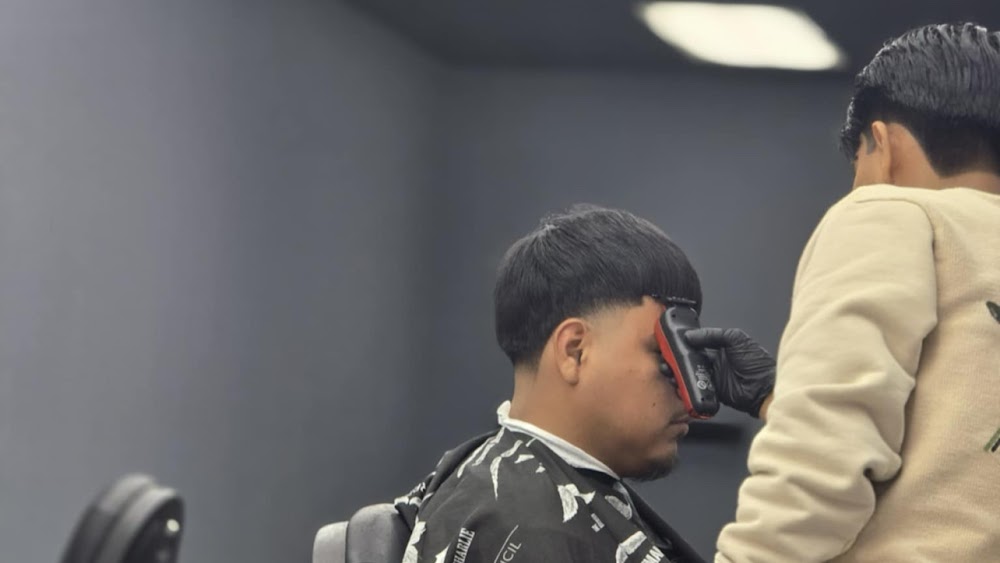 Premium barbershop primary photo