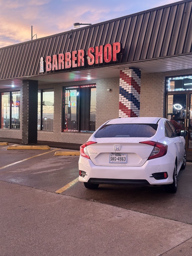 Cutsfresh barbershop view 5