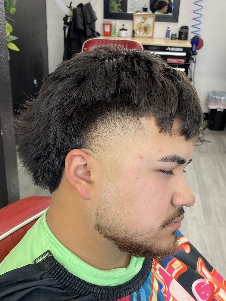 Clipperhands Barbershop Eastside view 2