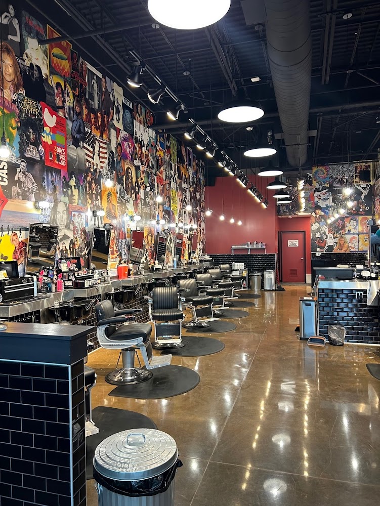 Floyd's 99 Barbershop view 3