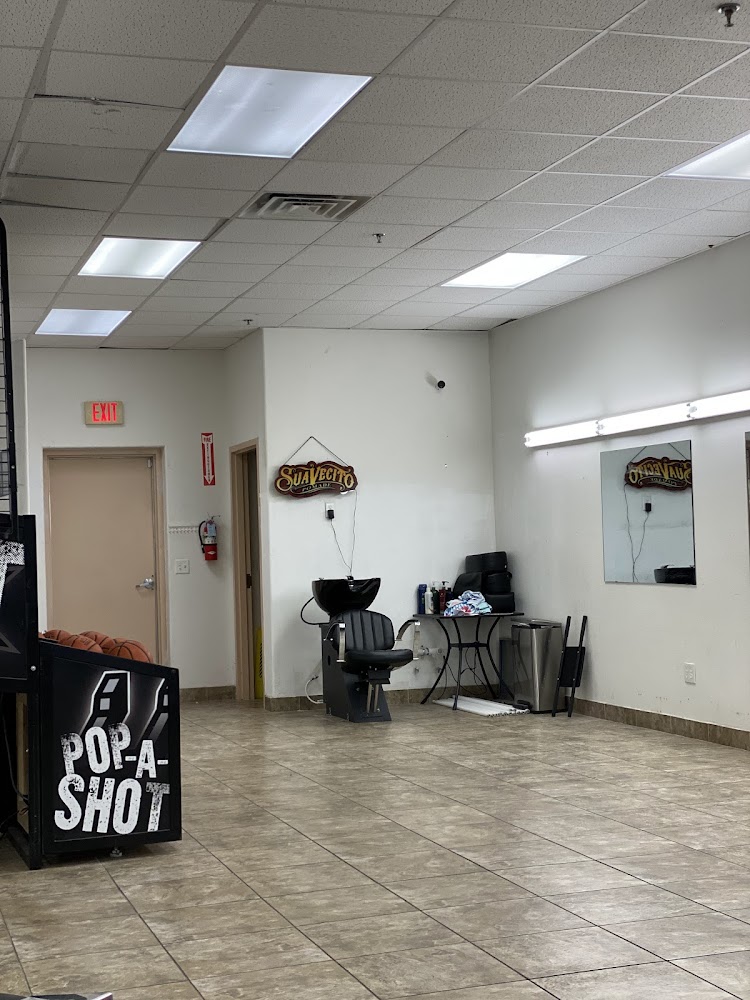 Fade Factory Barbershop Jacaman view 3