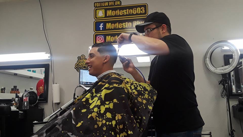 Fade Factory Barbershop Jacaman view 4