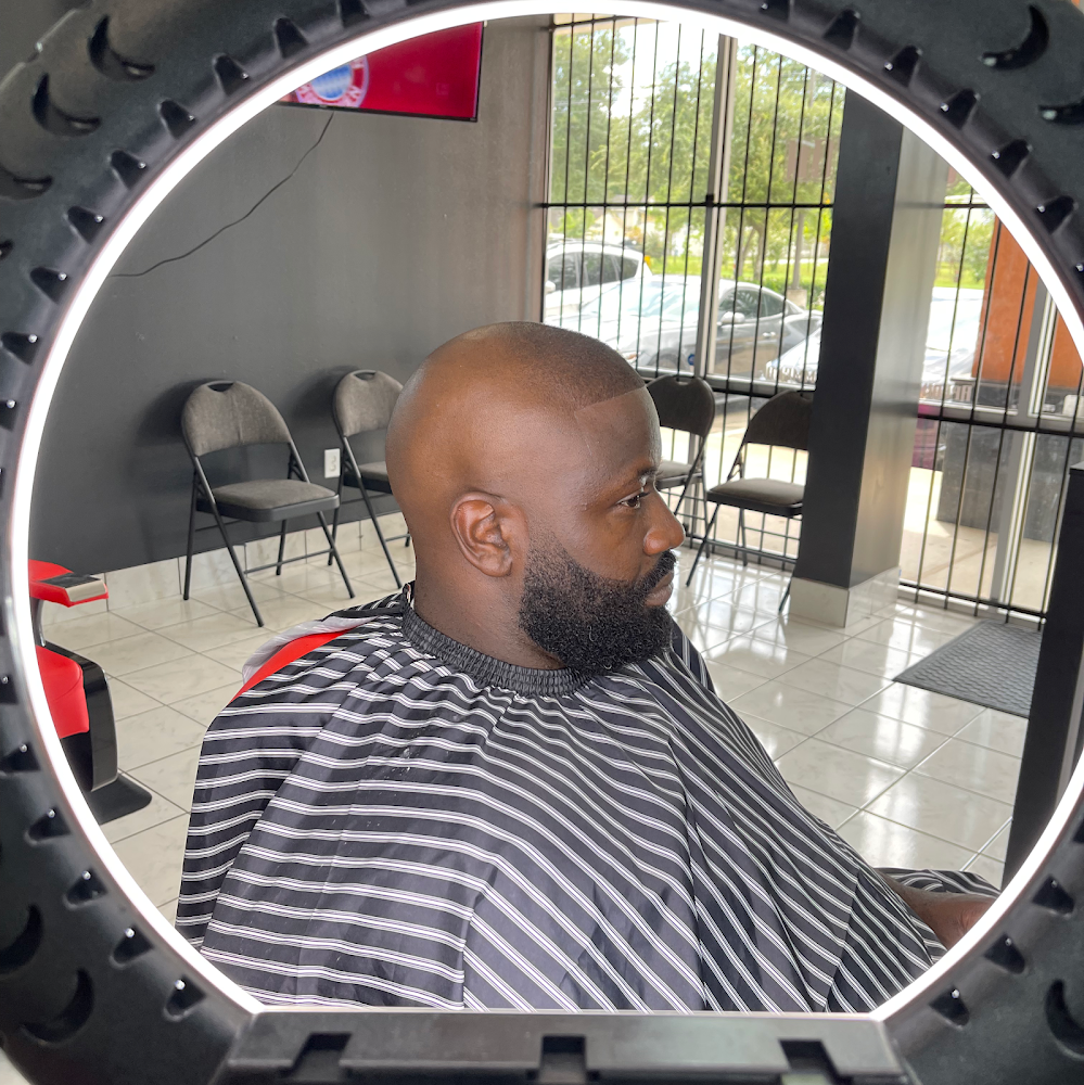 Houston Fadez Barbershop view 2