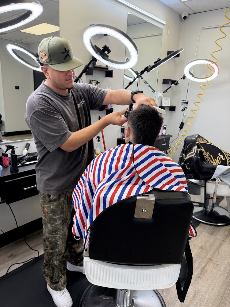 All Pro’s Barbershop view 5