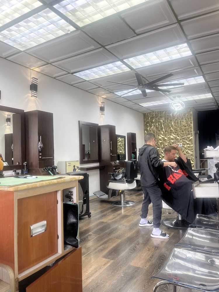 1 of 1 Barber Studio by ZayCasso view 4