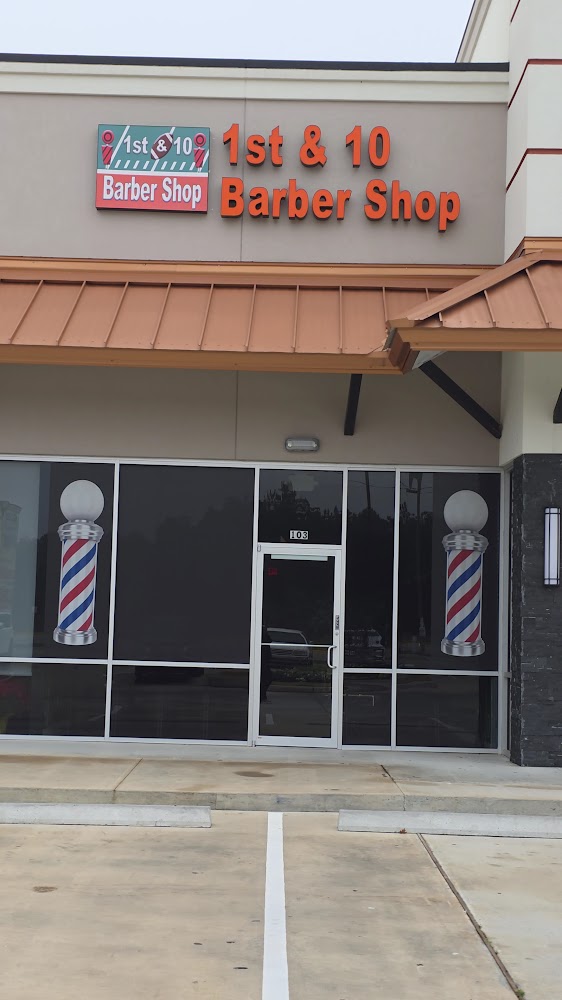 1st & 10 Barber Shop view 3