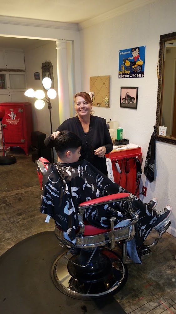 409 Barbershop view 5