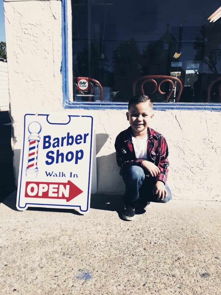 59th Street Barber shop view 5