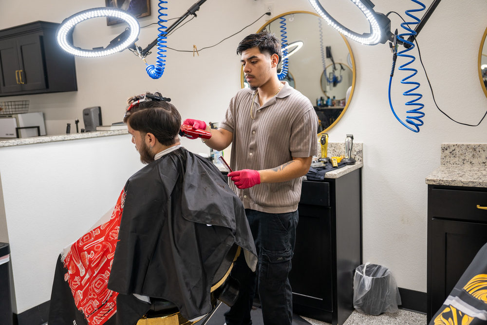 903Cutz Barbershop view 5