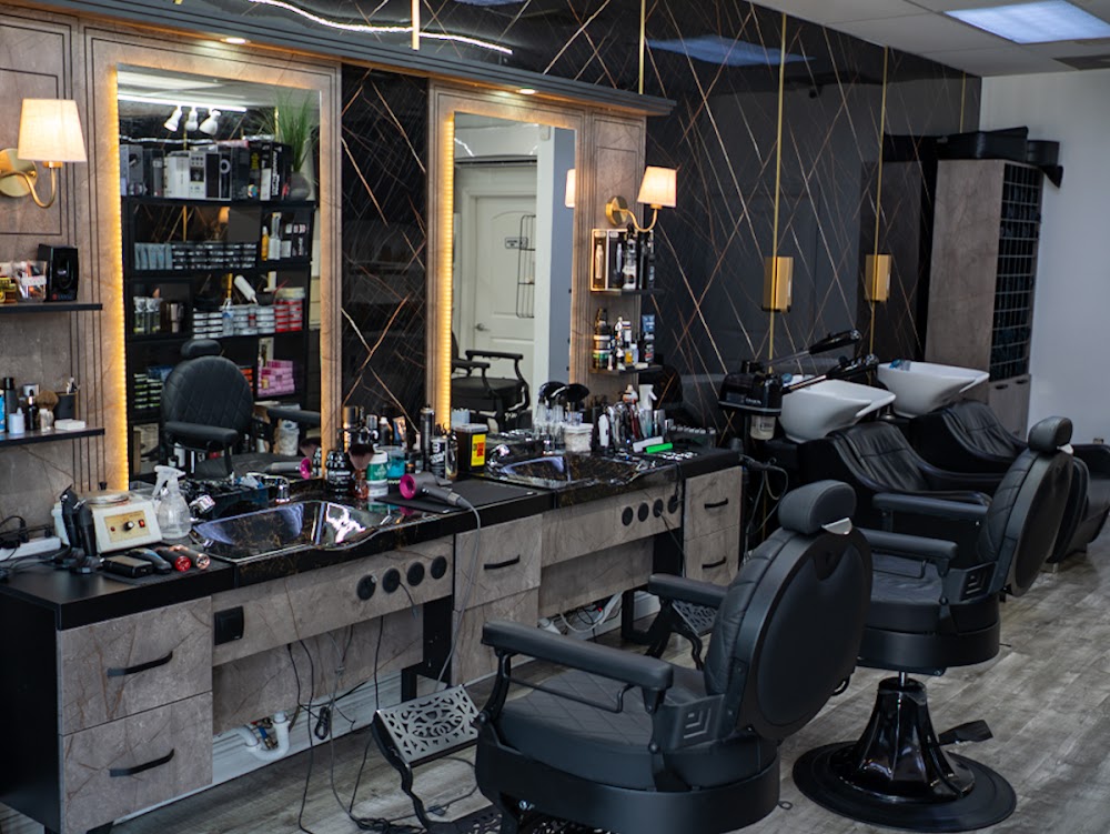 A&R Scissors Barbers & Hair Salon view 2